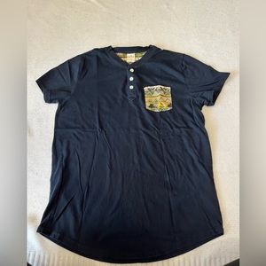 Pre-owned boys T-shirt by “HOLLISTER”